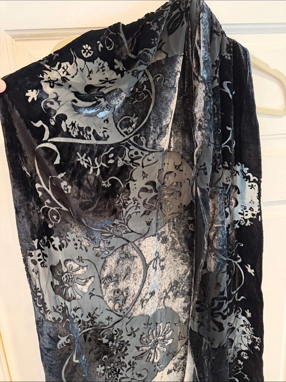 Black Velvet Burnout Floral Scarf - Picture 4 of 4
